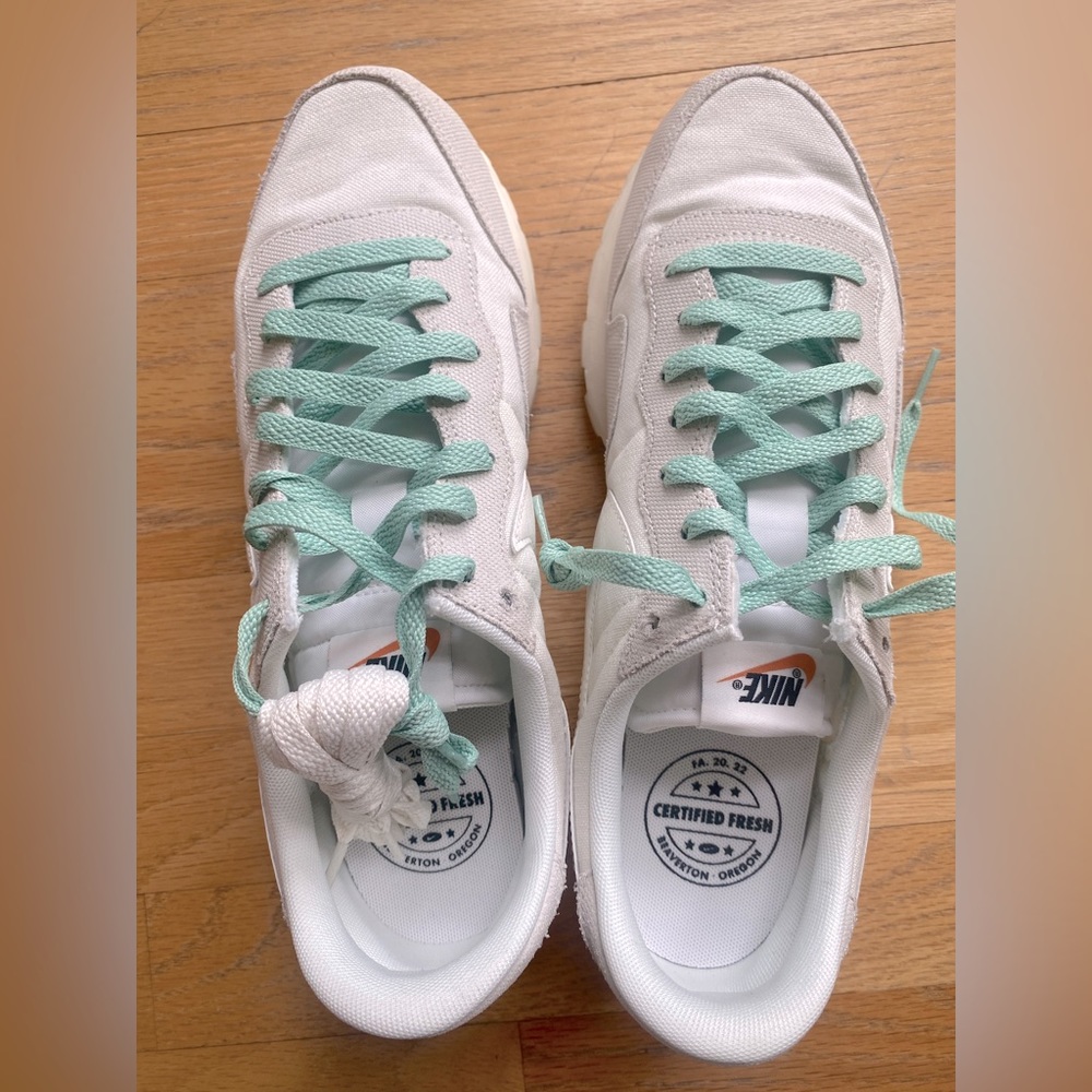 Nike Air  Men NEW!